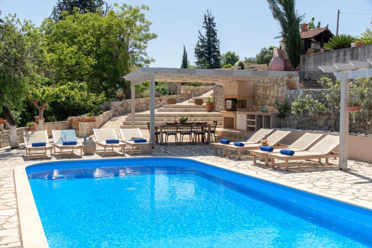 Villa Chrysallis With Heated Pool Georgioupoli Exterior photo